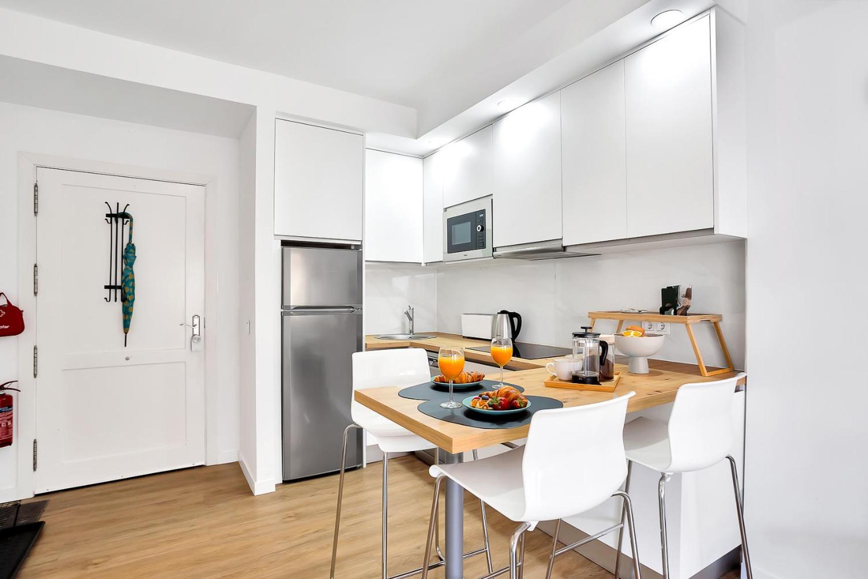 Modern Beach Apartment Romana Playa 723 In Marbella, Elviria מראה חיצוני תמונה