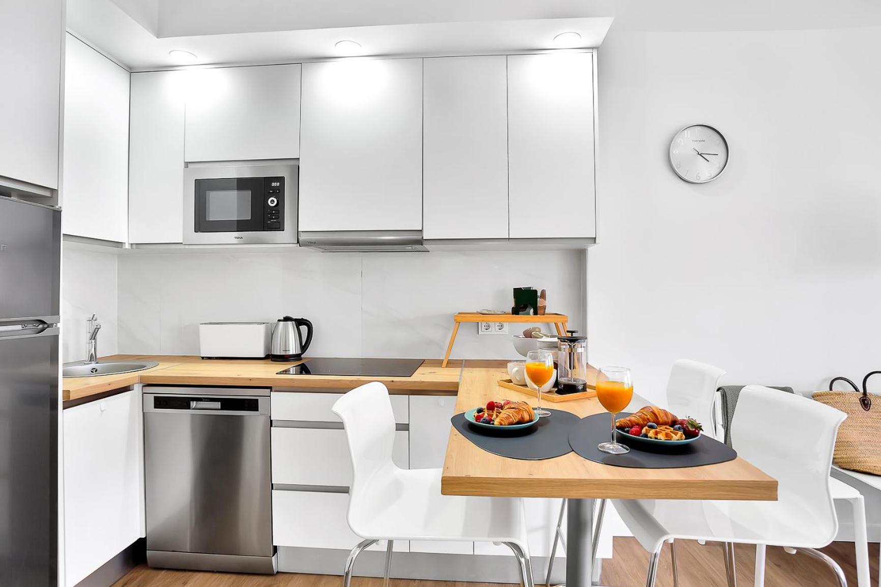 Modern Beach Apartment Romana Playa 723 In Marbella, Elviria מראה חיצוני תמונה