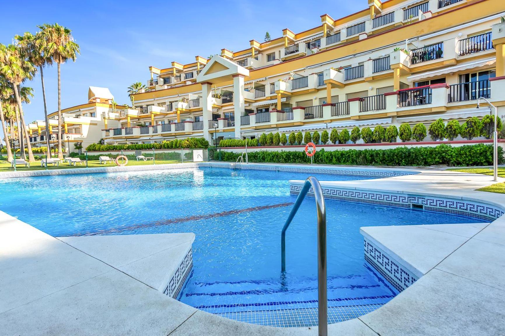 Modern Beach Apartment Romana Playa 723 In Marbella, Elviria מראה חיצוני תמונה